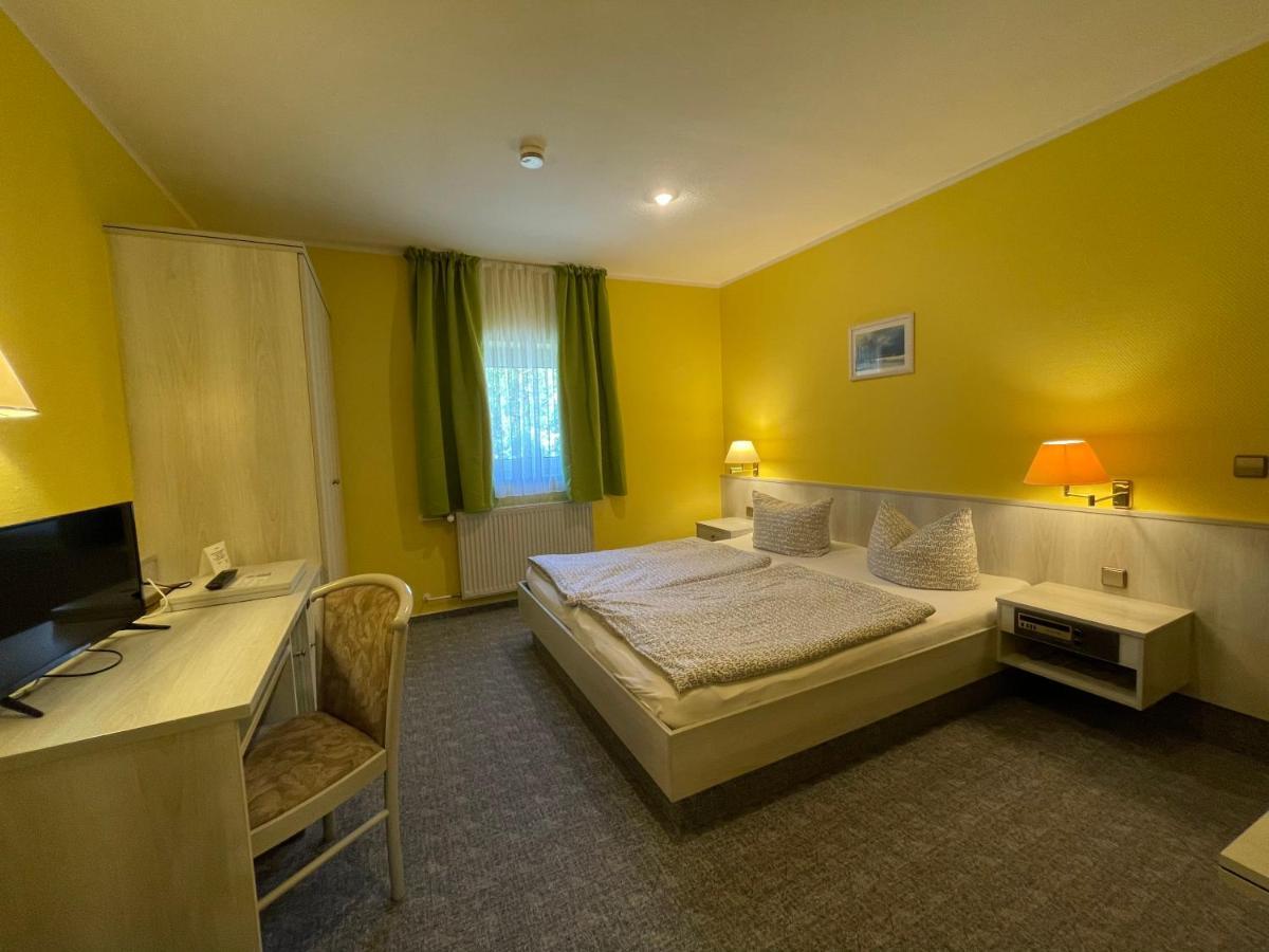Eichenhof Hotel Garni โกรสโคริส ภายนอก รูปภาพ